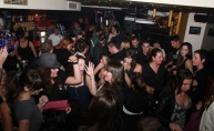 Ples do zore uz DJ Dominatora u Johnnie Walker Pubu