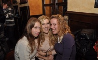 River pub sa mladima