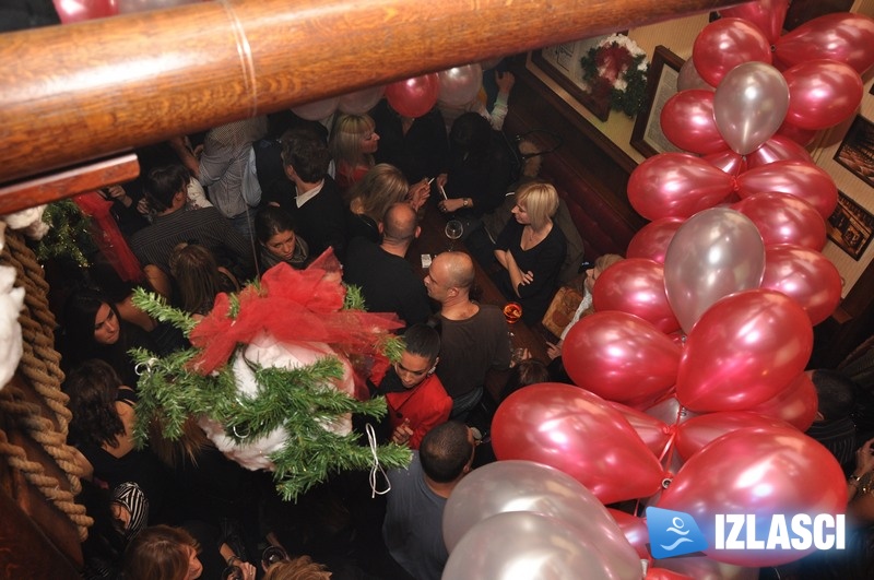 10. rođendan Phanas puba