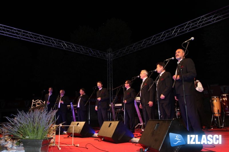 "Ne damo te pismo naša" klapski megaspektakl u Svetvičentu