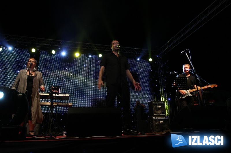 Legendarni dvojac, Dražen Zečić i Mladen Grdović pjesmom užarili Umag