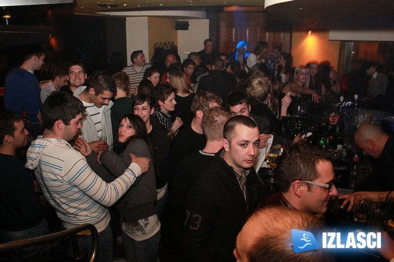Odlična ekipa u Johnnie Walker pubu zagarantirala dobar provod