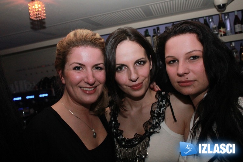 Pithna InDaHouse dobrim beatom užario Club Boa