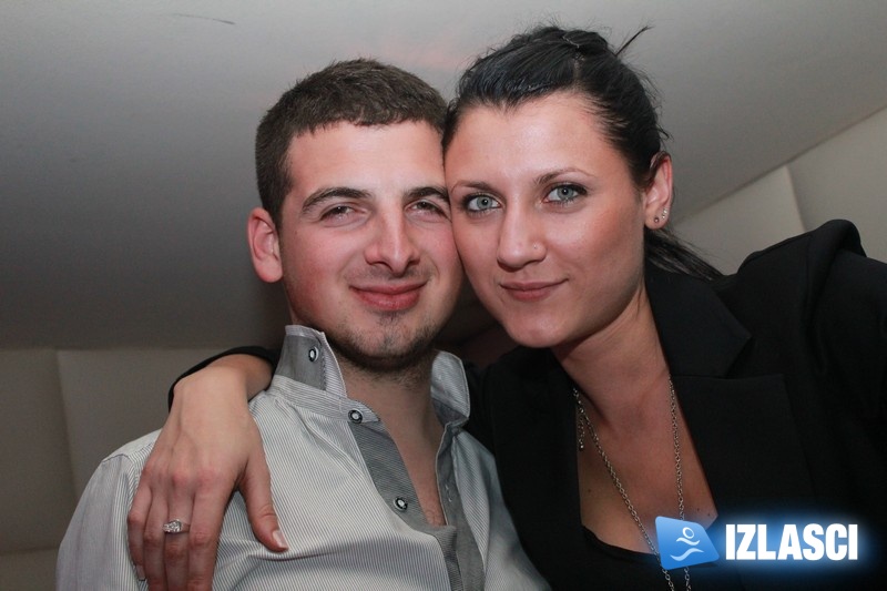 Pithna InDaHouse dobrim beatom užario Club Boa