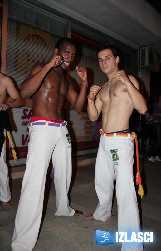 Capoeira night u Maat baru