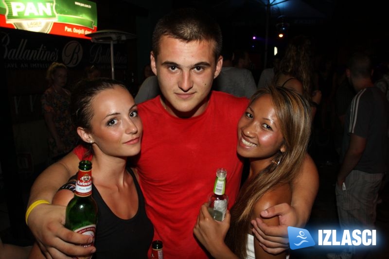 Party zona u klubu Uljanik Party zona u klubu Uljanik