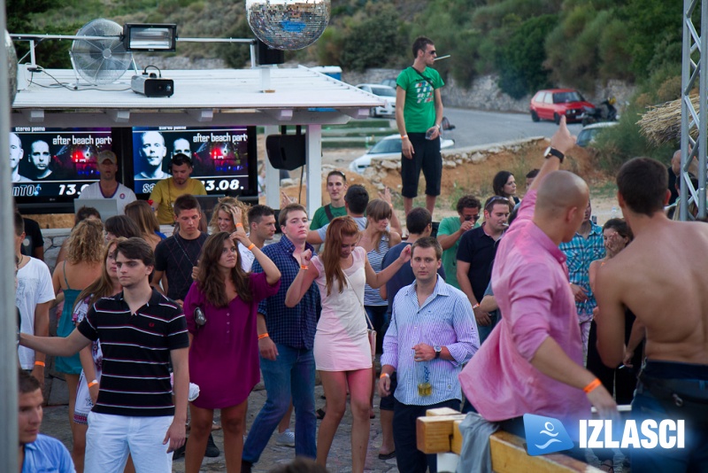 Britanski dvojac Freemasons u Santos beach clubu