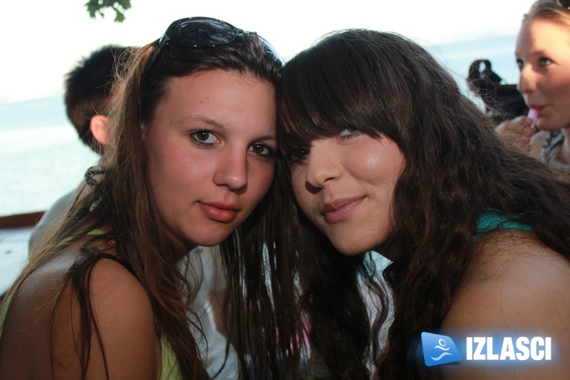 Otvorenje Phanas beach bara