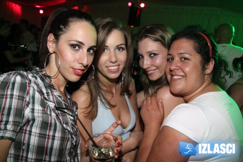 The Night Express dobrom svirkom razdrmao Casanovu