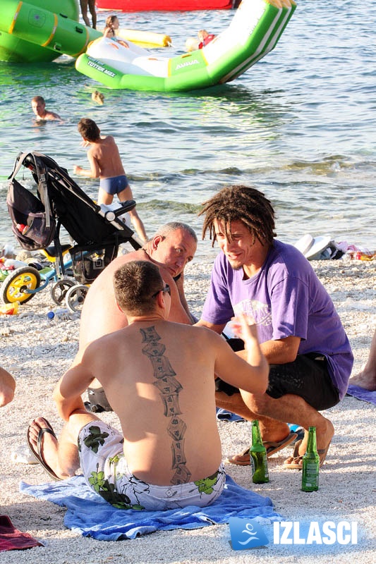Ljetna špica u Beach baru Pacino