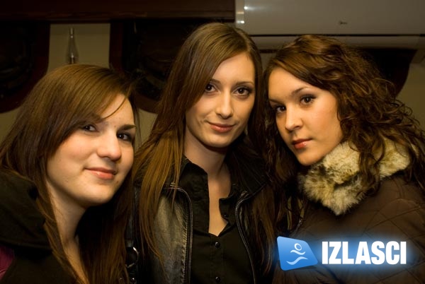 Petak u gradu (Hemingway, Phanas, Nina2)
