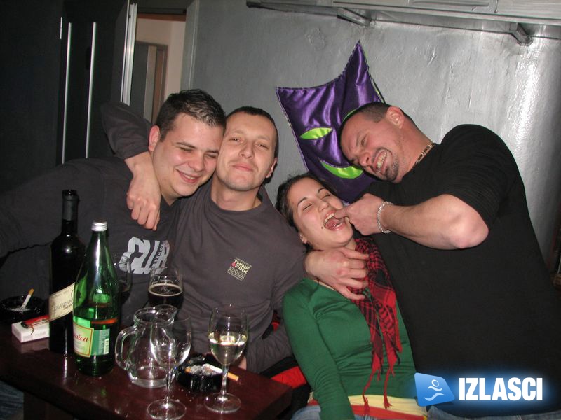 Richie Kotzen i Alen Brentini oduševili stariju publiku na Nini