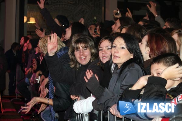 Prohladni i tradicionalni doček na Korzu uz Gibonnija i Hladno pivo