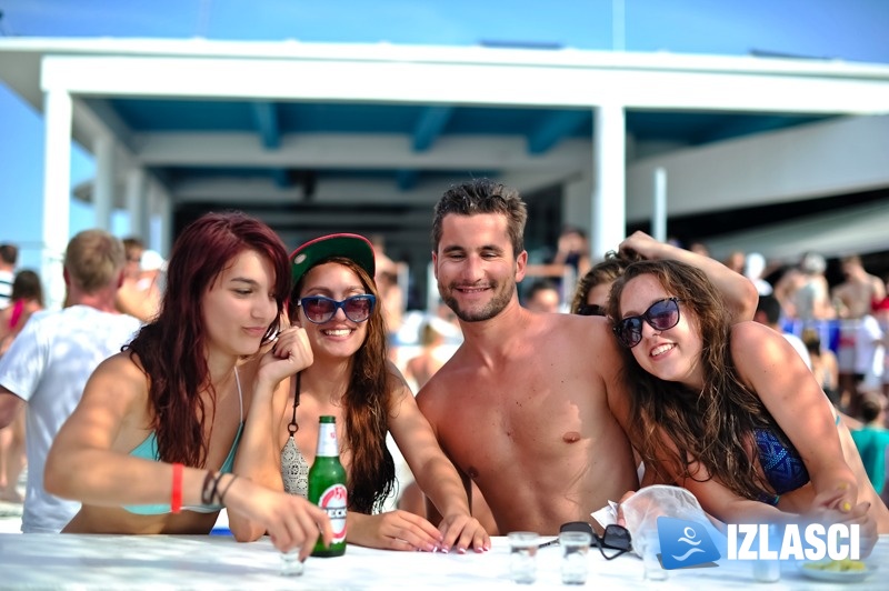 Aquarius after beach party