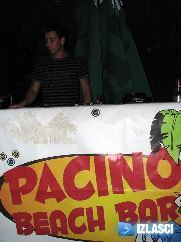 Beach bar Pacino