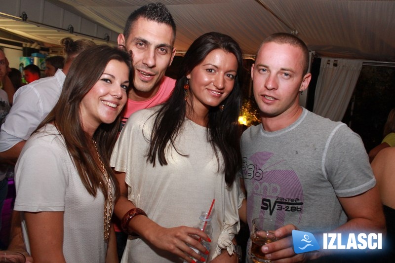 Casanova beach bar