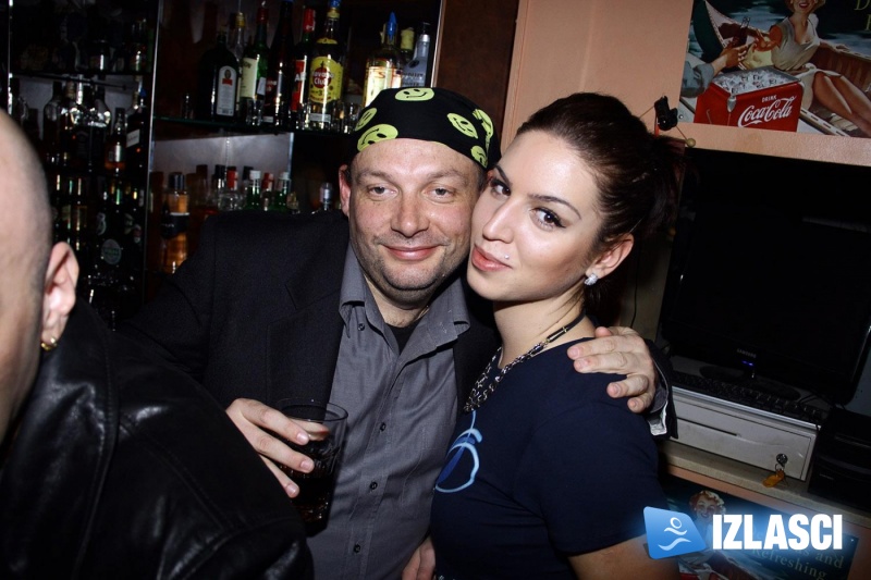 DJ Sale 4 Love otvorio svoju malu birtijicu - Eco bar