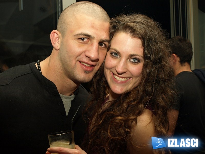 Party u Karolina baru petkom