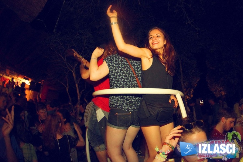 Pacino Beach bar u Istri je novo Zrće!