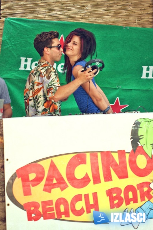 Beach bar Pacino Summer opening