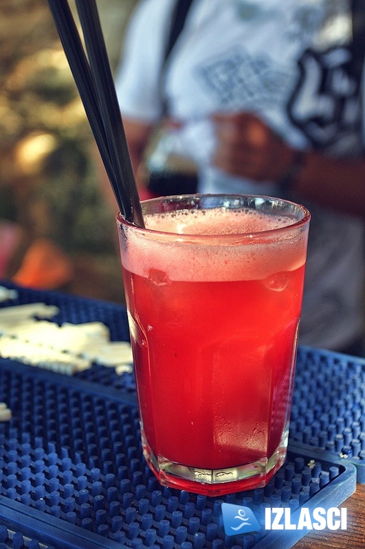 Beach bar Pacino Summer opening