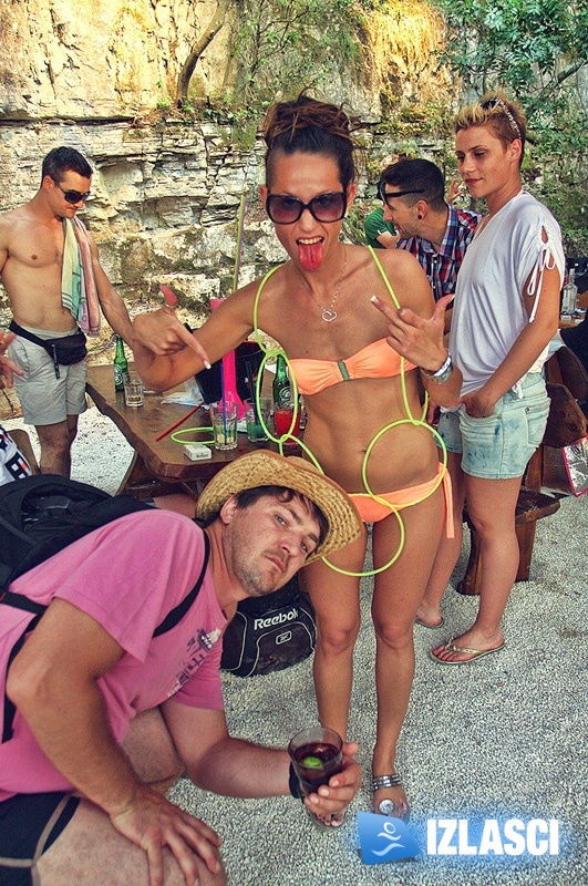 Beach bar Pacino Summer opening