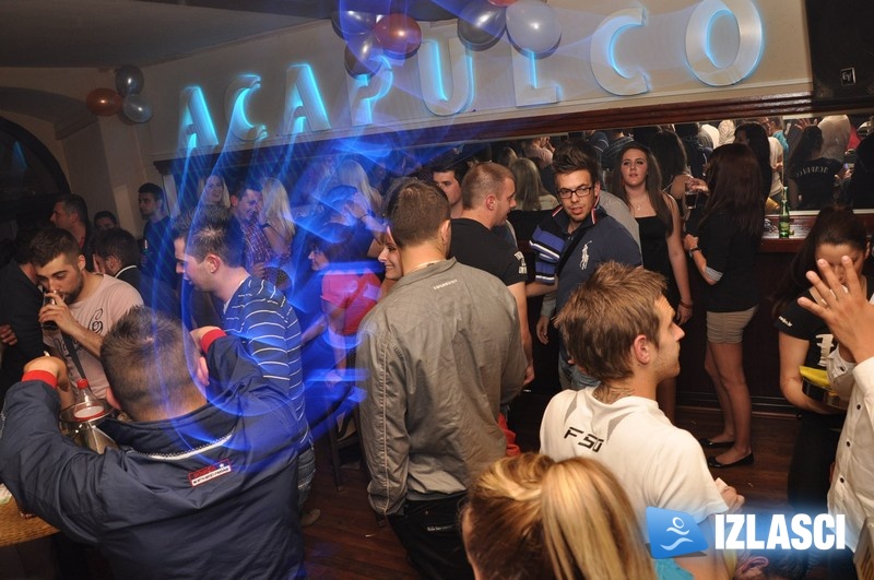 Proslava 8. godišnjice i luda zabava u Acapulcu