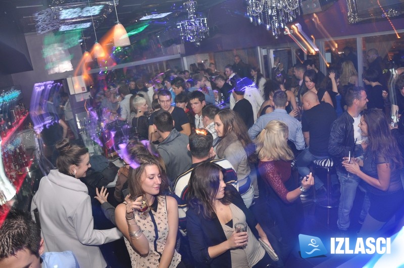 Rasplesana subota u Mystique clubu.