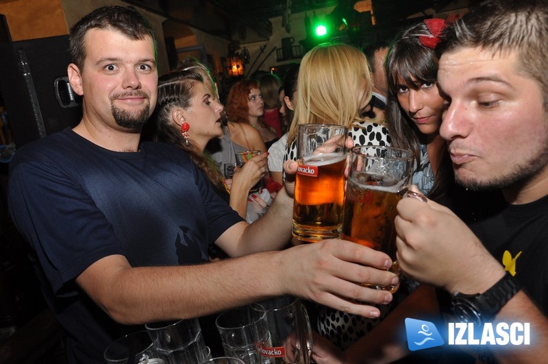 Službeno otvorenje River puba, sa novim gazdom i novom postavom