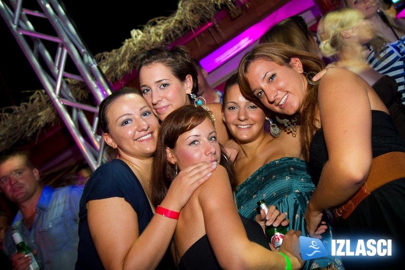 Klapa Intrade u Santosu