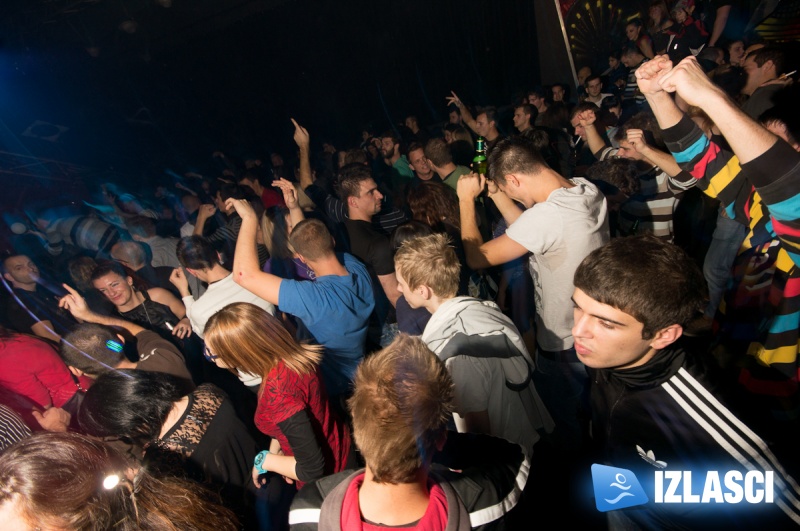 Techno iz BIH - DJ Sinisa Tamamović u Stereo Dvorani