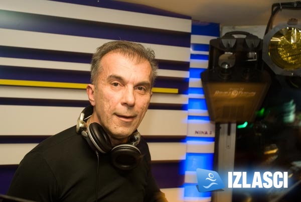Đir po hladnom gradu sa zagrijanim atmosferama (Phanas, Capitano, River, Nina)